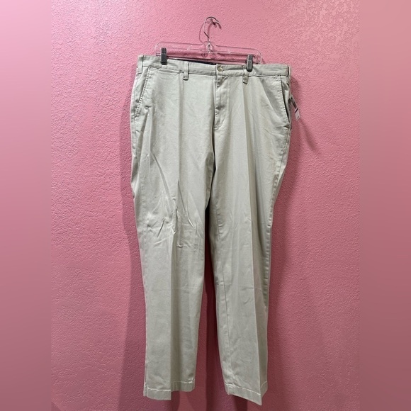 Nautica Men’s Khaki Deck Stretch Pants Classic Fit (38x32) NWT - Picture 1 of 7